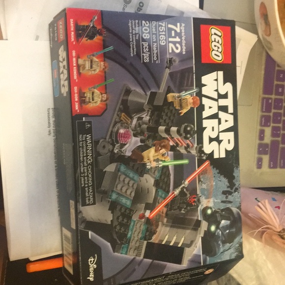 Lego - Picture 6 of 6